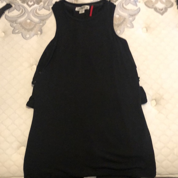 Black parasuco tank top with detail on front. Size small - Picture 4 of 4